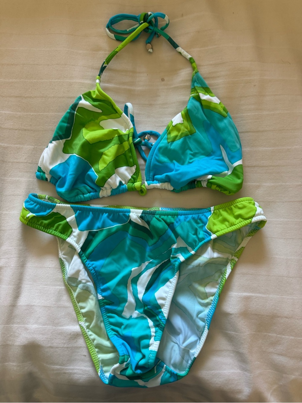 VENUS Green & Blue Patterned Two-Piece Swim Set - Bottom size 10 Top size “D”